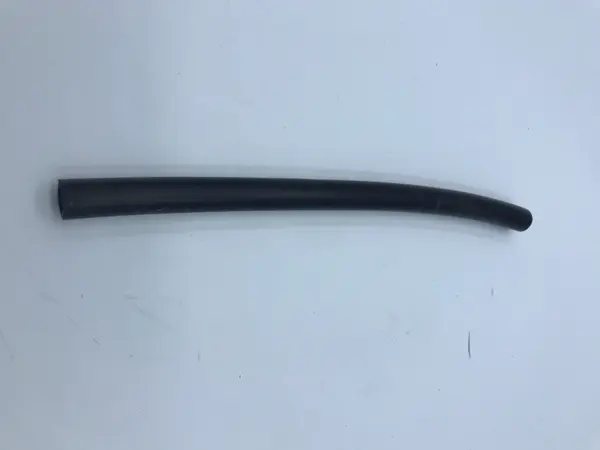 Hadička ventil-násypka 225mm