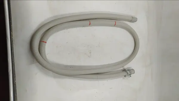 DISCHARGE HOSE ASSEMBLY 2469mm