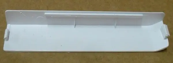 Hinge cover left