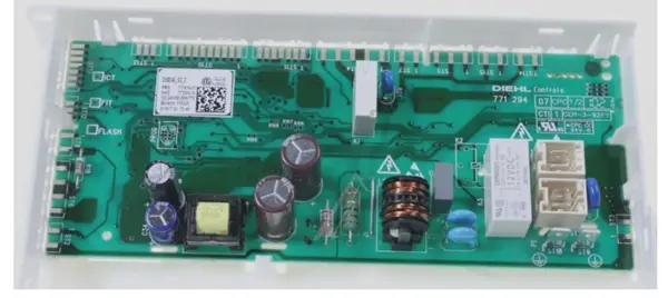 Set řídící jednotky GCU C EU29A-Elektroniky po instalaci mohou vyžadovat nastavení (konfiguraci)