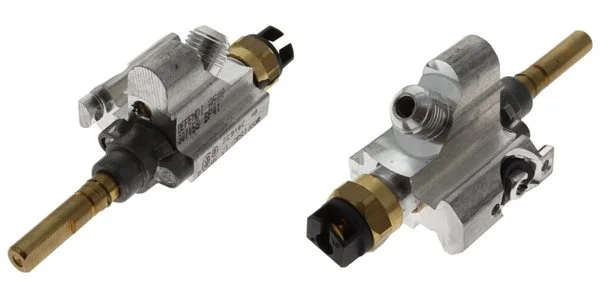 THERMOSTAT WITH VALVE 41/100 DEFENDI